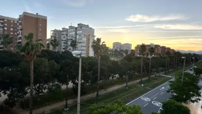 Piso en alquiler en Avenida de la Deportista Miriam Blasco, 2, Playa de San Juan (Distrito Playas. Alicante - Alacant) de 1.250 €<span>/mes</span>