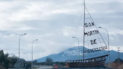 Chalet unifamiliar en alquiler en Avenida de los Pinos, 14, San Martín de Valdeiglesias de 2.200 €<span>/mes</span>