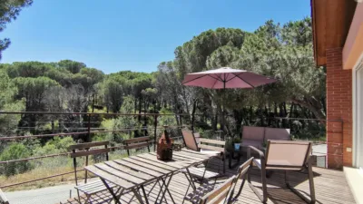 Chalet unifamiliar en alquiler en Avenida de los Pinos, 14, San Martín de Valdeiglesias de 2.200 €<span>/mes</span>