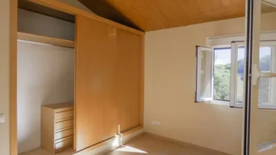 Chalet unifamiliar en alquiler en Avenida de los Pinos, 14, San Martín de Valdeiglesias de 2.200 €<span>/mes</span>