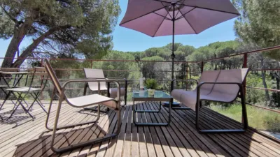 Chalet unifamiliar en alquiler en Avenida de los Pinos, 14, San Martín de Valdeiglesias de 2.200 €<span>/mes</span>