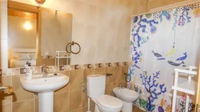 Chalet unifamiliar en alquiler en Avenida de los Pinos, 14, San Martín de Valdeiglesias de 2.200 €<span>/mes</span>