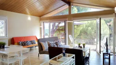 Chalet unifamiliar en alquiler en Avenida de los Pinos, 14, San Martín de Valdeiglesias de 2.200 €<span>/mes</span>