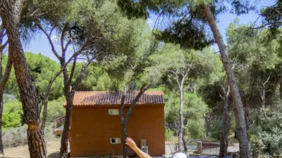 Chalet unifamiliar en alquiler en Avenida de los Pinos, 14, San Martín de Valdeiglesias de 2.200 €<span>/mes</span>