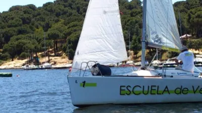 Chalet unifamiliar en alquiler en Avenida de los Pinos, 14, San Martín de Valdeiglesias de 2.200 €<span>/mes</span>