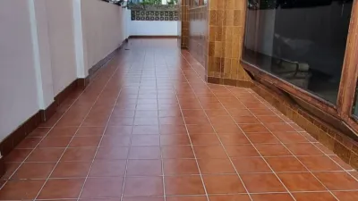 Local comercial en alquiler en Avenida de las Américas, 37 - Más