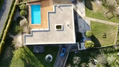 Single-family home at 1 Fonte Osanto Street photo 5