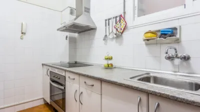 Apartment on Calle del Príncipe de Vergara, 269 photo 5