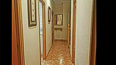 Apartment at 6 Luca Tena Street photo 5
