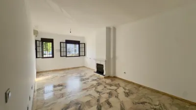 Townhouse at Plaza de la Zarzuela, 2 photo 3