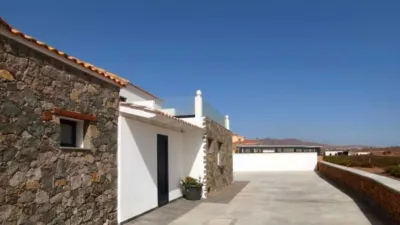 Single-family chalet on Calle San Francisco Javier, 38 photo 8