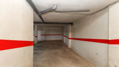 Apartment at 235 Ramón Gallud Street photo 15