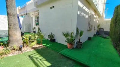 Semi-detached house on Carrer del Moncayo, 94 photo 4
