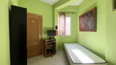 Penthouse at 8 Miguel Servet Street photo 11