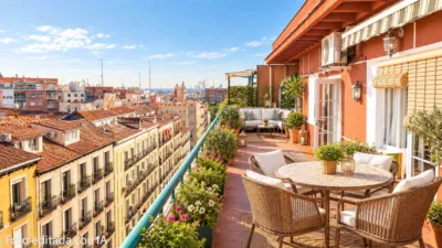 Penthouse at 8 Miguel Servet Street photo 13