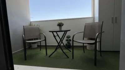 Piso en alquiler en Avenida de Manuel Clavero Arévalo, 1, Entrenúcleos (Dos Hermanas) de 950 €<span>/mes</span>