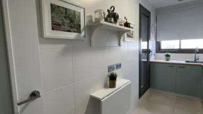 Piso en alquiler en Avenida de Manuel Clavero Arévalo, 1, Entrenúcleos (Dos Hermanas) de 950 €<span>/mes</span>
