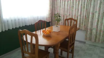 Casa adosada en alquiler en Calle Estrella Polar, 15, Santa Anna-Urbanitzacions (Gandia) de 1.450 €<span>/mes</span>