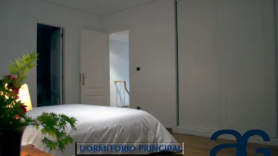 Dúplex en alquiler en Calle de Colón, Centro-Areal (Distrito Casco Urbano. Vigo) de 1.150 €<span>/mes</span>