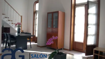 Dúplex en alquiler en Calle de Colón, Centro-Areal (Distrito Casco Urbano. Vigo) de 1.150 €<span>/mes</span>