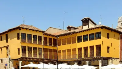 Townhouse on Plaza Mayor, 9
