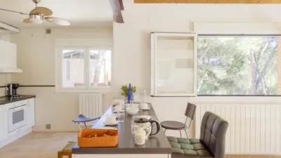 Chalet unifamiliar en alquiler en Avenida de los Pinos, 10, San Martín de Valdeiglesias de 2.500 €<span>/mes</span>