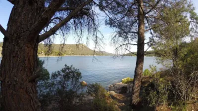 Chalet unifamiliar en alquiler en Avenida de los Pinos, 10, San Martín de Valdeiglesias de 2.500 €<span>/mes</span>