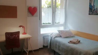 Habitación en alquiler en Calle del Arquitecto Reguera, 7, Centro (Oviedo) de 295 €<span>/mes</span>