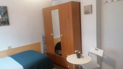 Habitación en alquiler en Calle del Arquitecto Reguera, 7, Centro (Oviedo) de 295 €<span>/mes</span>