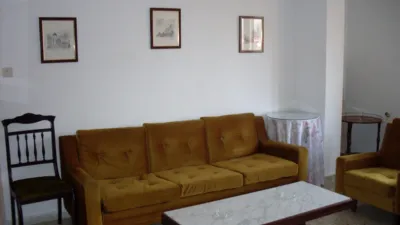 Piso en venta en Calle de Gonzalo de Berceo, 1, El Calaverón-Los Pajaritos (Soria Capital) de 160.000 €