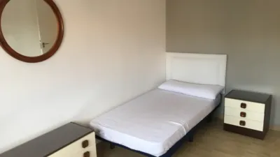 Habitación en alquiler en Calle de la Madre de Dios, 25, Hospital-Rondilla-Santa Clara (Valladolid Capital) de 195 €<span>/mes</span>