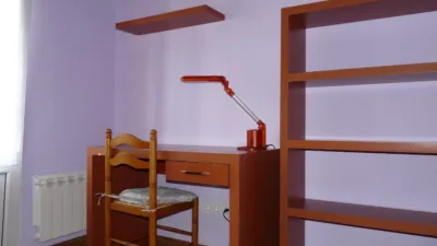 Habitación en alquiler en Calle del Puerto de Tarna, 6, Pumarín-Teatinos (Oviedo) de 300 €<span>/mes</span>