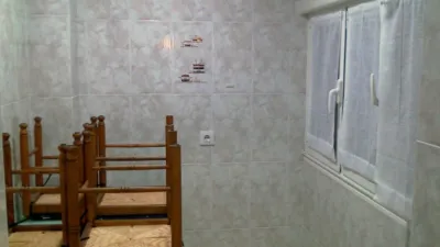 Habitación en alquiler en Calle del Puerto de Tarna, 6, Pumarín-Teatinos (Oviedo) de 300 €<span>/mes</span>