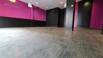 Local comercial en venta en Carrer de Sant Jaume, cerca de Carrer de Navarra, Centre (Granollers) de 110.000 €