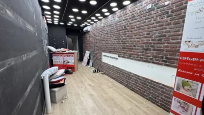 Local comercial en venta en Carrer de Santa Elisabet, 17, Centre (Granollers) de 110.000 €