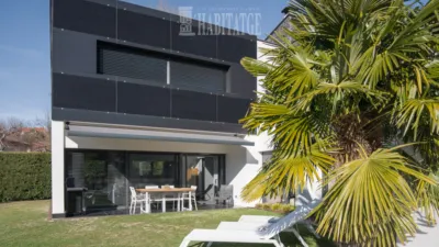 Chalet on Avinguda del Montseny photo 3