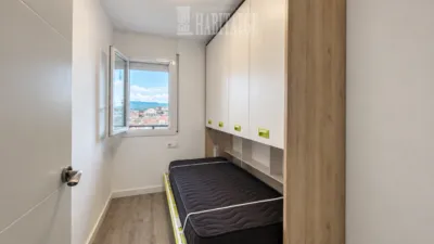 Apartment on Carrer de Ramon Sala i Saçala photo 8