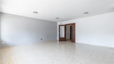 Piso en venta en Raval de Cortines, Caputxins-Santa Clara-Hospital (Vic) de 325.000 €