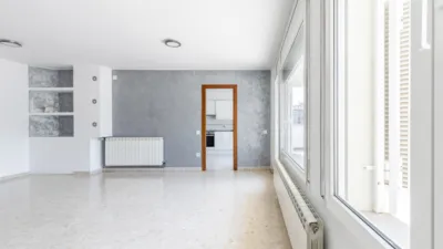 Piso en venta en Raval de Cortines, Caputxins-Santa Clara-Hospital (Vic) de 325.000 €