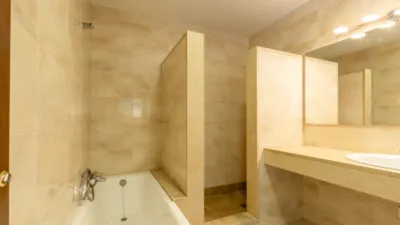 Piso en venta en Raval de Cortines, Caputxins-Santa Clara-Hospital (Vic) de 325.000 €