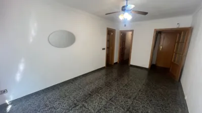 Ground floor apartment on Carrer de Miquel Servet photo 2