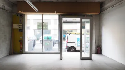Local comercial en venta en Carrer de Sant Jaume, cerca de Carrer de Navarra, Centre (Granollers) de 98.000 €