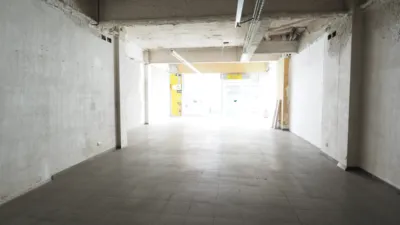 Local comercial en venta en Carrer de Sant Jaume, cerca de Carrer de Navarra, Centre (Granollers) de 98.000 €