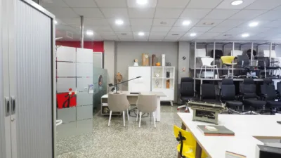 Local comercial en venta en Carrer de Princesa, cerca de Carrer de Navarra, Instituts-Ponent (Granollers) de 220.000 €