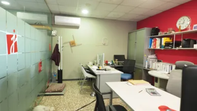 Local comercial en venta en Carrer de Princesa, cerca de Carrer de Navarra, Instituts-Ponent (Granollers) de 220.000 €