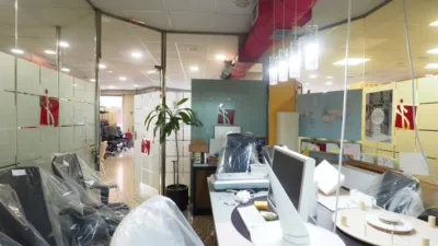 Local comercial en venta en Carrer de Princesa, cerca de Carrer de Navarra, Instituts-Ponent (Granollers) de 220.000 €