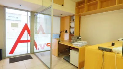 Local comercial en venta en Carrer de Barcelona, cerca de Carrer de Guayaquil, Centre (Granollers) de 390.000 €