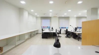 Local comercial en venta en Carrer de Barcelona, cerca de Carrer de Guayaquil, Centre (Granollers) de 390.000 €