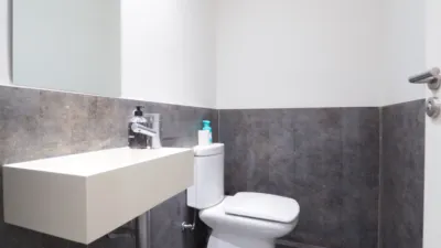 Local comercial en venta en Carrer de Barcelona, cerca de Carrer de Guayaquil, Centre (Granollers) de 390.000 €