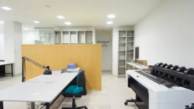 Local comercial en venta en Carrer de Barcelona, cerca de Carrer de Guayaquil, Centre (Granollers) de 390.000 €